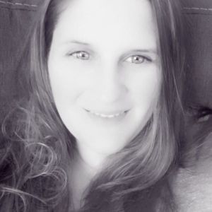 Meet your Posher, Alisha